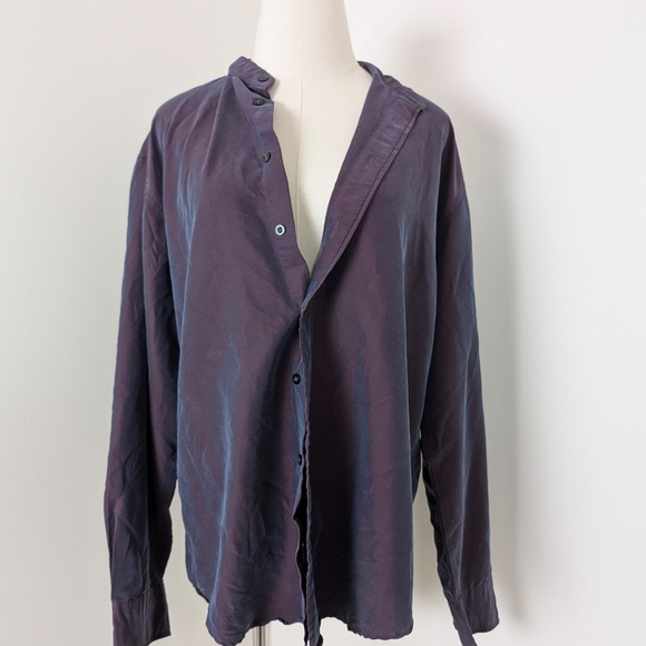Irridescent Button Down Blouse Long Sleeve Loose Relaxed Fit Sheen Shiny - Picture 2 of 9